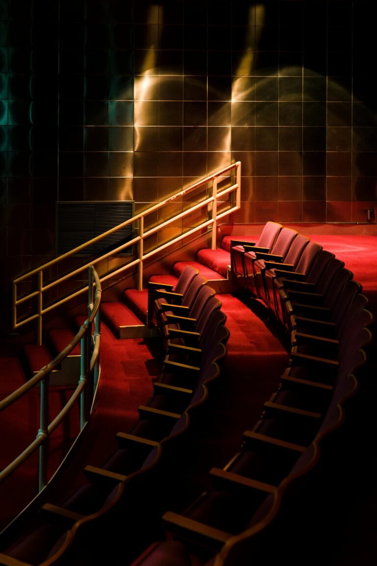 Una copa en el escenario: Día Internacional del Teatro