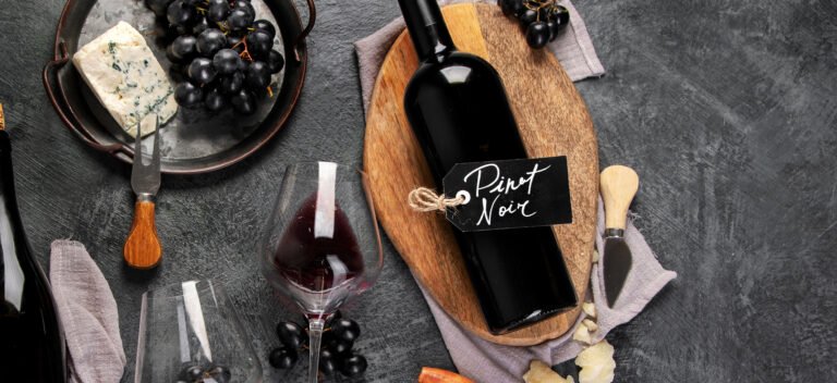 Cinsaut y Pinot Noir, el renacimiento de dos joyas en Sudáfrica
