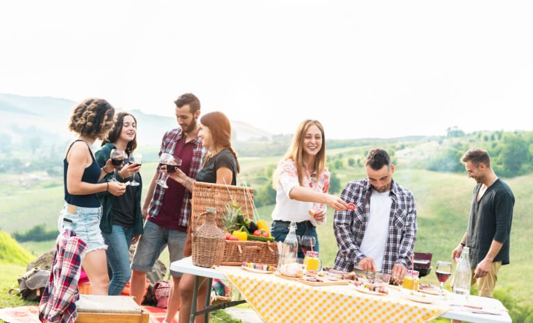 ¿Te han invitado a una piscina, picnic o barbacoa? Llega con esto y serás el rey del verano