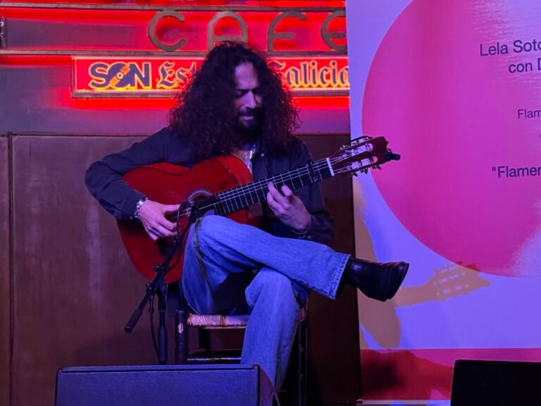 Un suspiro, un tacón y un redoble. Flamenco de Club en Café Berlín